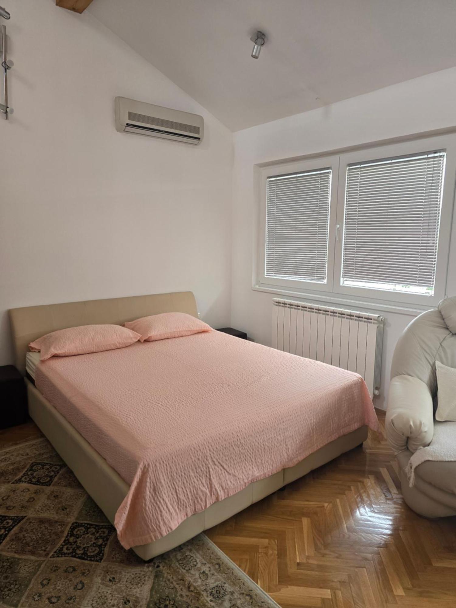 Appartamento Mija Sarajevo Esterno foto