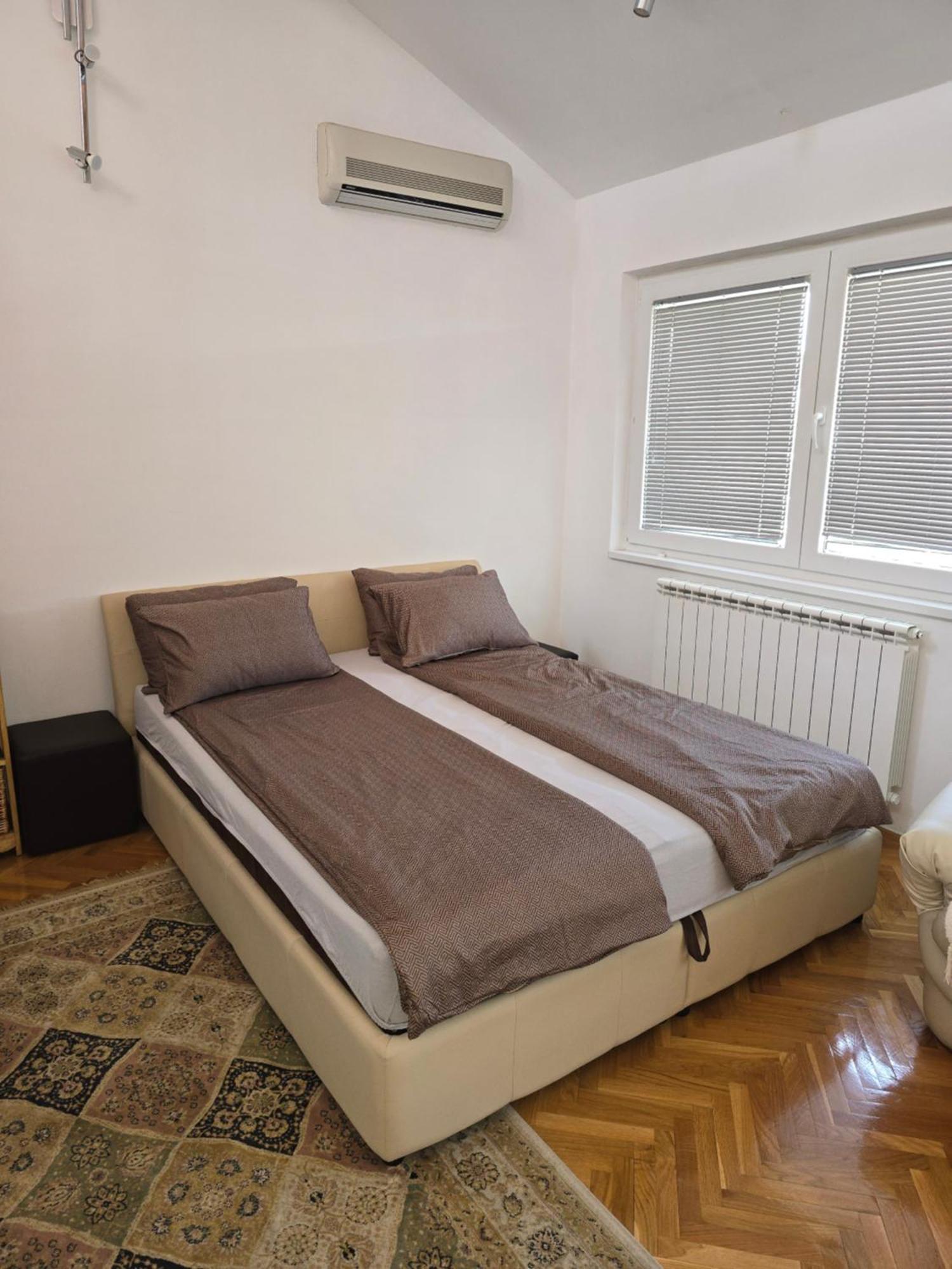 Appartamento Mija Sarajevo Esterno foto